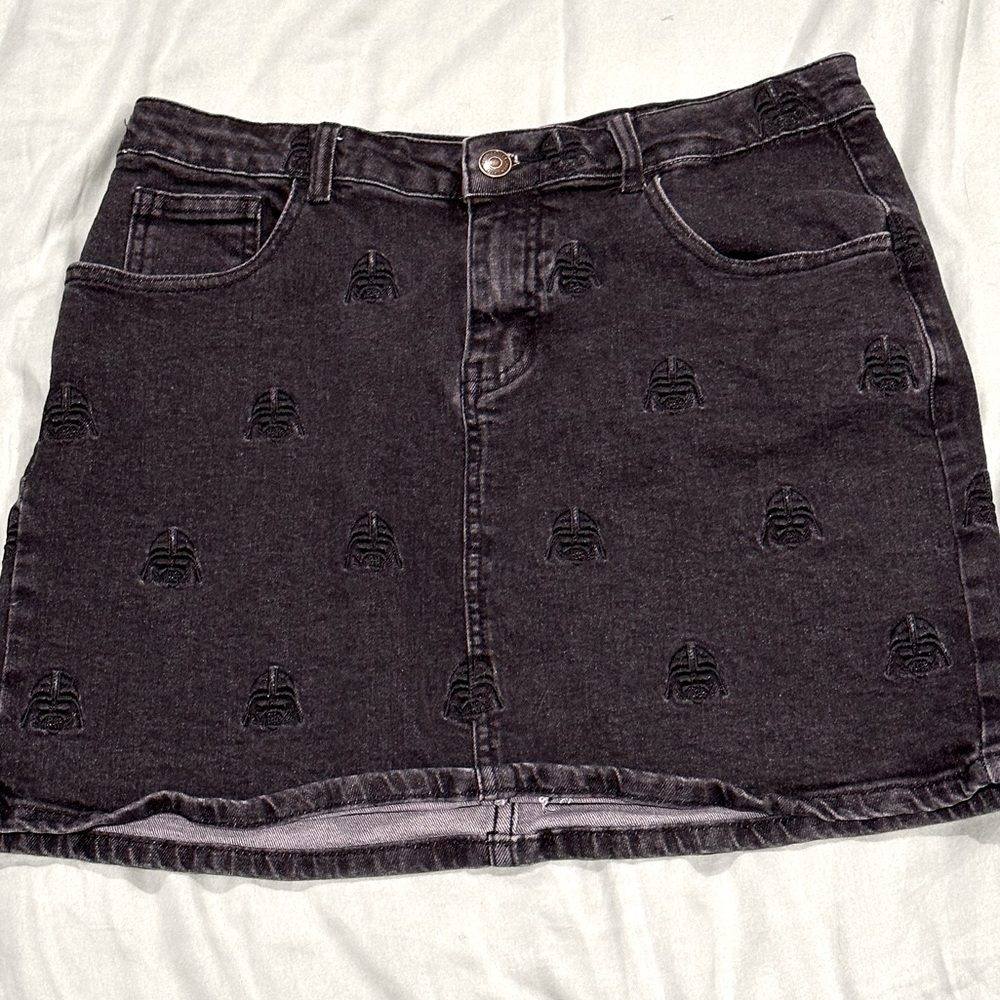 Cakeworthy Star Wars Darth Vader Embroidered Skirt